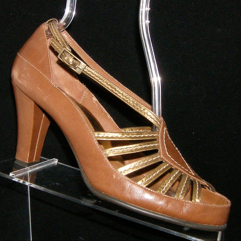 Aerosoles Vacant Cot brown leather heels 9.5B